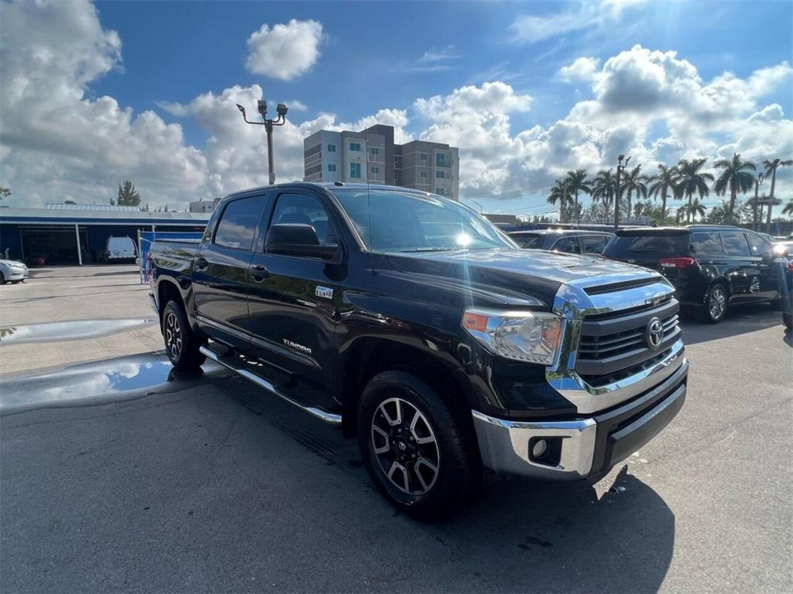 2014 Black Toyota Tundra SR5 (5TFDY5F13EX) with an i-Force 5.7L V8 DOHC 32V LEV engine, Automatic transmission, located at 27610 S Dixie Hwy, Homestead, FL, 33032, (305) 749-2348, 25.510241, -80.438301 - Photo #0