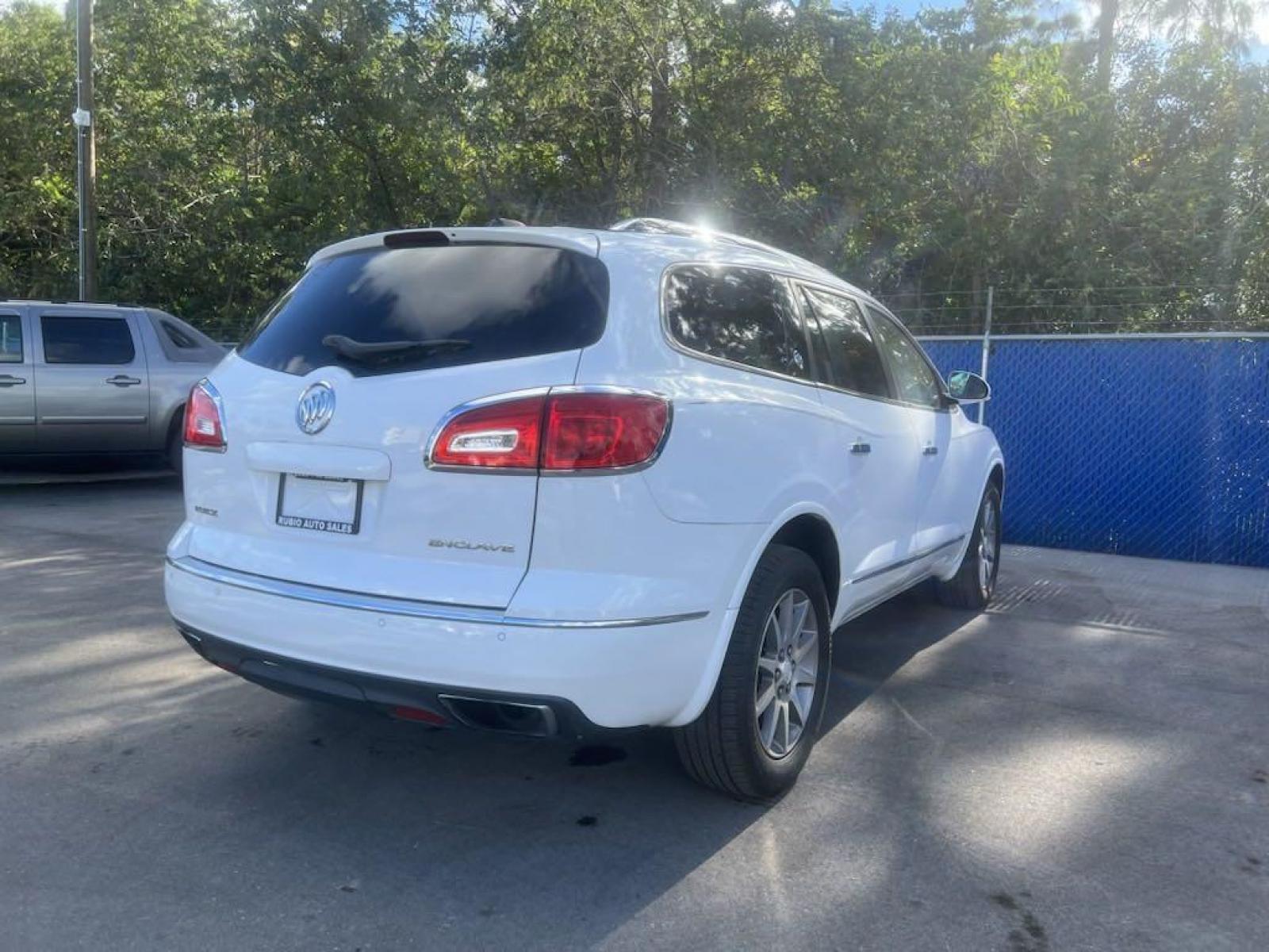 2016 Summit White /Light Titanium Buick Enclave Leather Group (5GAKRBKD9GJ) with an 3.6L V6 SIDI VVT engine, Automatic transmission, located at 27610 S Dixie Hwy, Homestead, FL, 33032, (305) 749-2348, 25.510241, -80.438301 - Photo #5