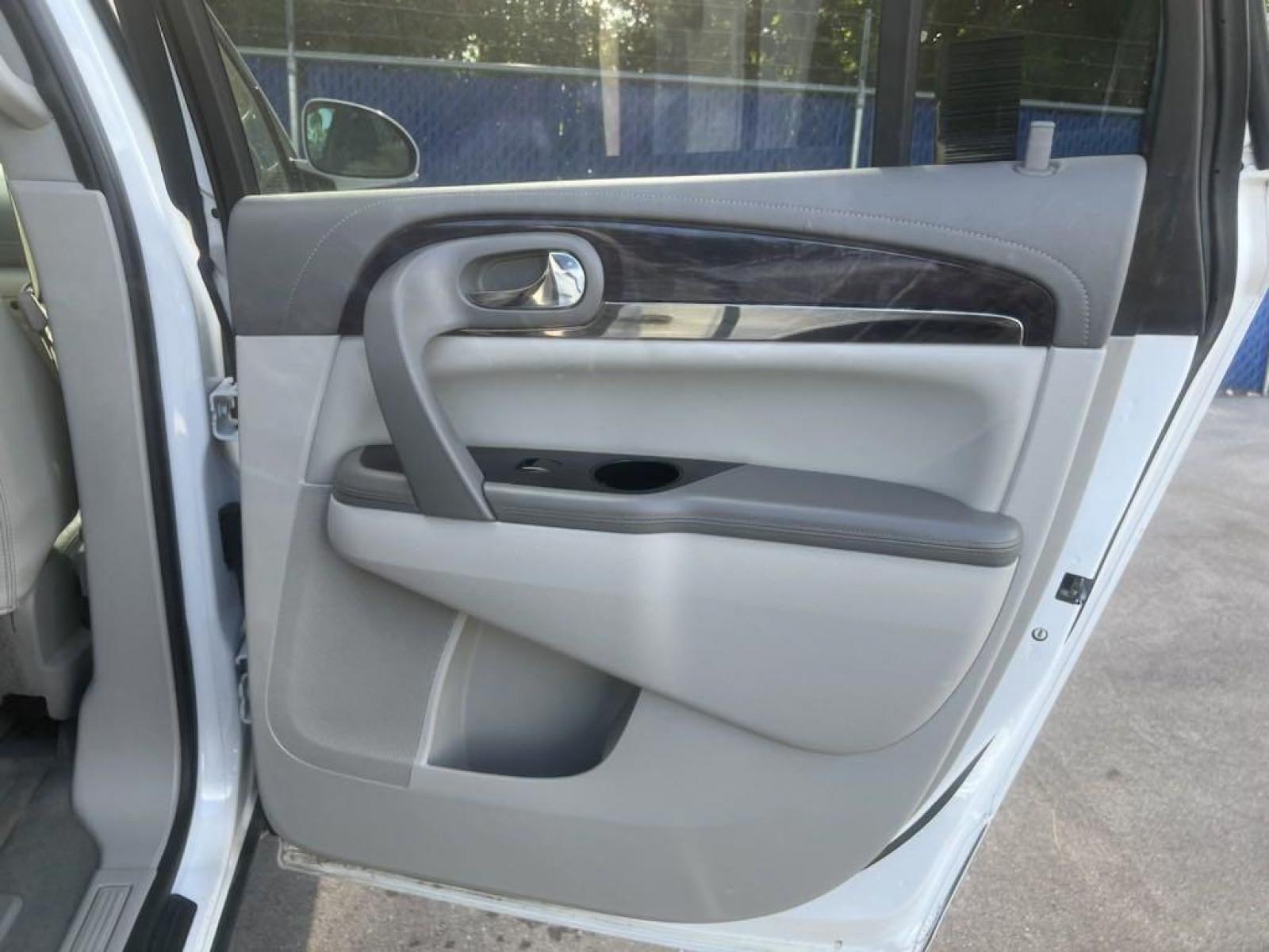 2016 Summit White /Light Titanium Buick Enclave Leather Group (5GAKRBKD9GJ) with an 3.6L V6 SIDI VVT engine, Automatic transmission, located at 27610 S Dixie Hwy, Homestead, FL, 33032, (305) 749-2348, 25.510241, -80.438301 - Photo #16