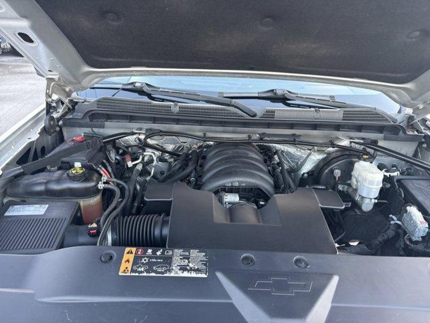 2018 Silver Ice Metallic /Dark Ash with Jet Black Interior Accents Chevrolet Silverado 1500 LT (3GCPCREC8JG) with an 8 5.3L engine, Automatic transmission, located at 27610 S Dixie Hwy, Homestead, FL, 33032, (305) 749-2348, 25.510241, -80.438301 - KBB.com 10 Most Awarded Brands. Delivers 23 Highway MPG and 16 City MPG! This Chevrolet Silverado 1500 boasts a Gas/Ethanol V8 5.3L/325 engine powering this Automatic transmission. WIRELESS CHARGING, WHEELS, 17 X 8 (43.2 CM X 20.3 CM) BRIGHT MACHINED ALUMINUM (STD), TRANSMISSION, 6-SPEED AUTOMATIC, - Photo#8