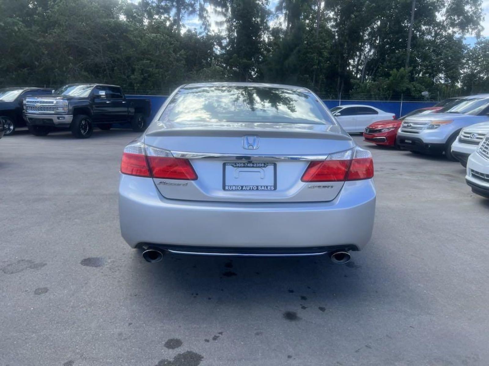 2014 Alabaster Silver Metallic /Black Honda Accord Sport (1HGCR2F5XEA) with an 2.4L I4 DOHC i-VTEC 16V engine, CVT transmission, located at 27610 S Dixie Hwy, Homestead, FL, 33032, (305) 749-2348, 25.510241, -80.438301 - Photo #5