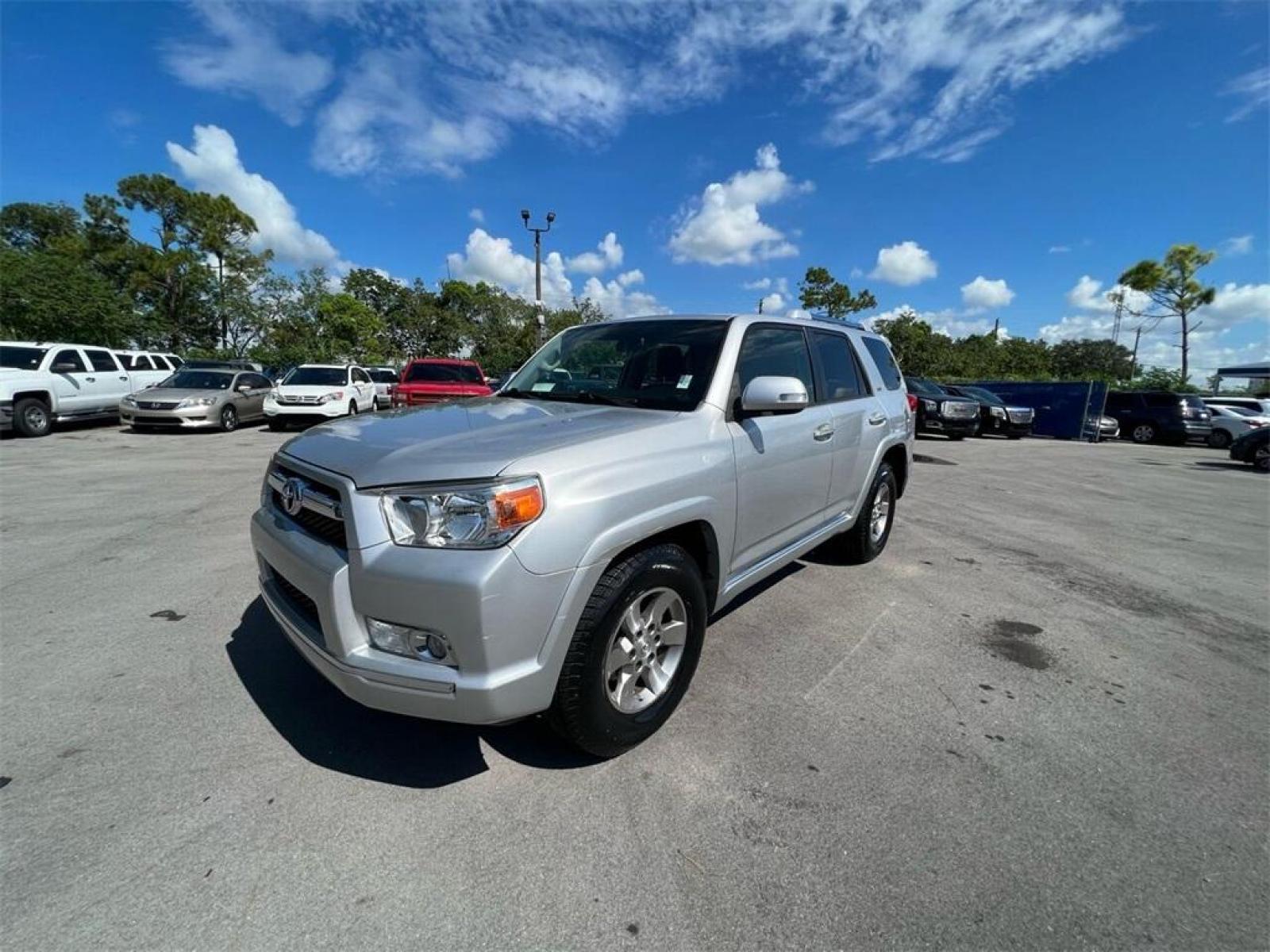2013 Classic Silver Metallic Toyota 4Runner (JTEZU5JR3D5) with an 4.0L V6 SMPI DOHC engine, Automatic transmission, located at 27610 S Dixie Hwy, Homestead, FL, 33032, (305) 749-2348, 25.510241, -80.438301 - Photo #2
