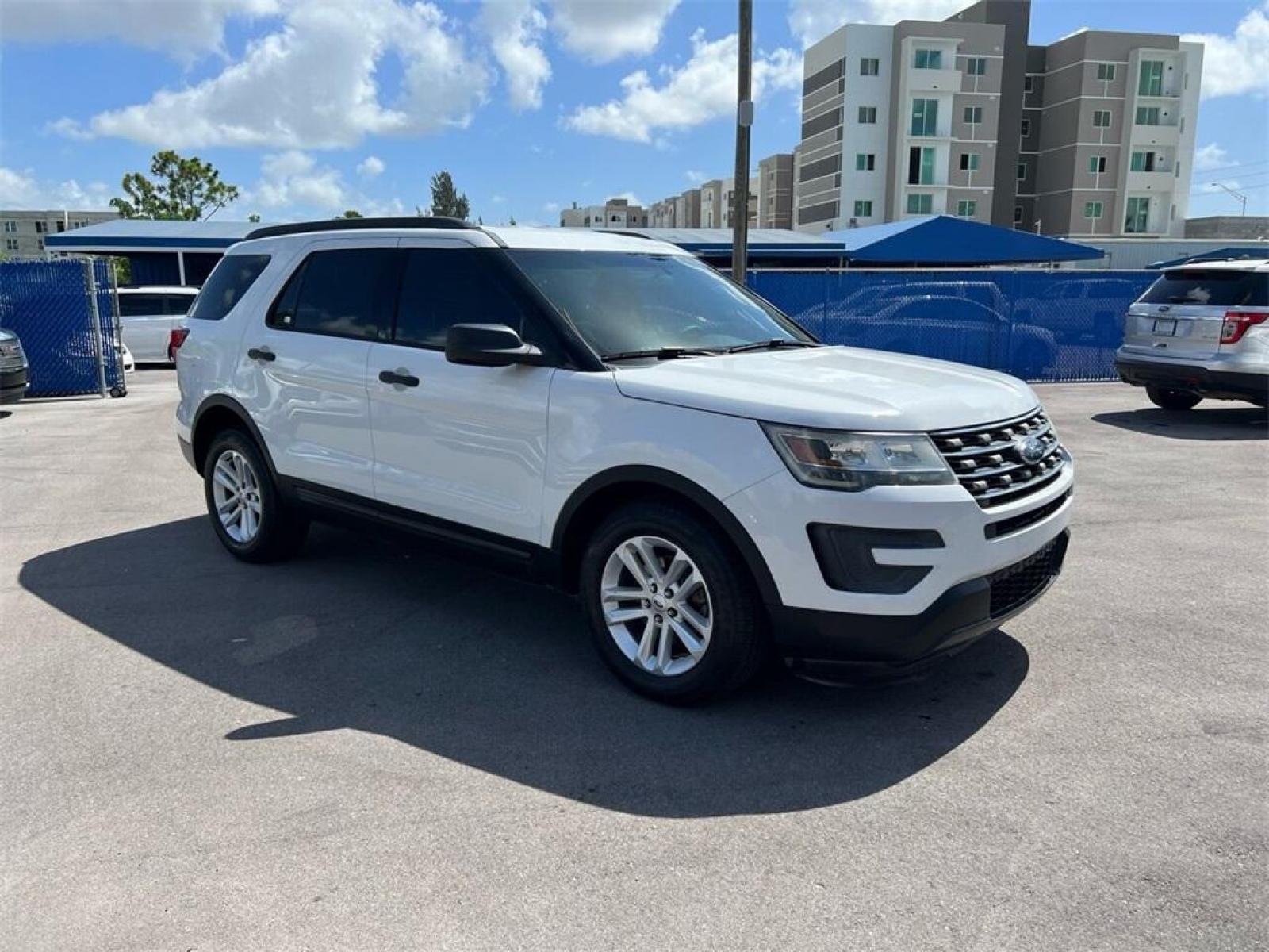 2016 Oxford White Ford Explorer Base (1FM5K7B87GG) with an 3.5L 6-Cylinder SMPI DOHC engine, Automatic transmission, located at 27610 S Dixie Hwy, Homestead, FL, 33032, (305) 749-2348, 25.510241, -80.438301 - Photo #0