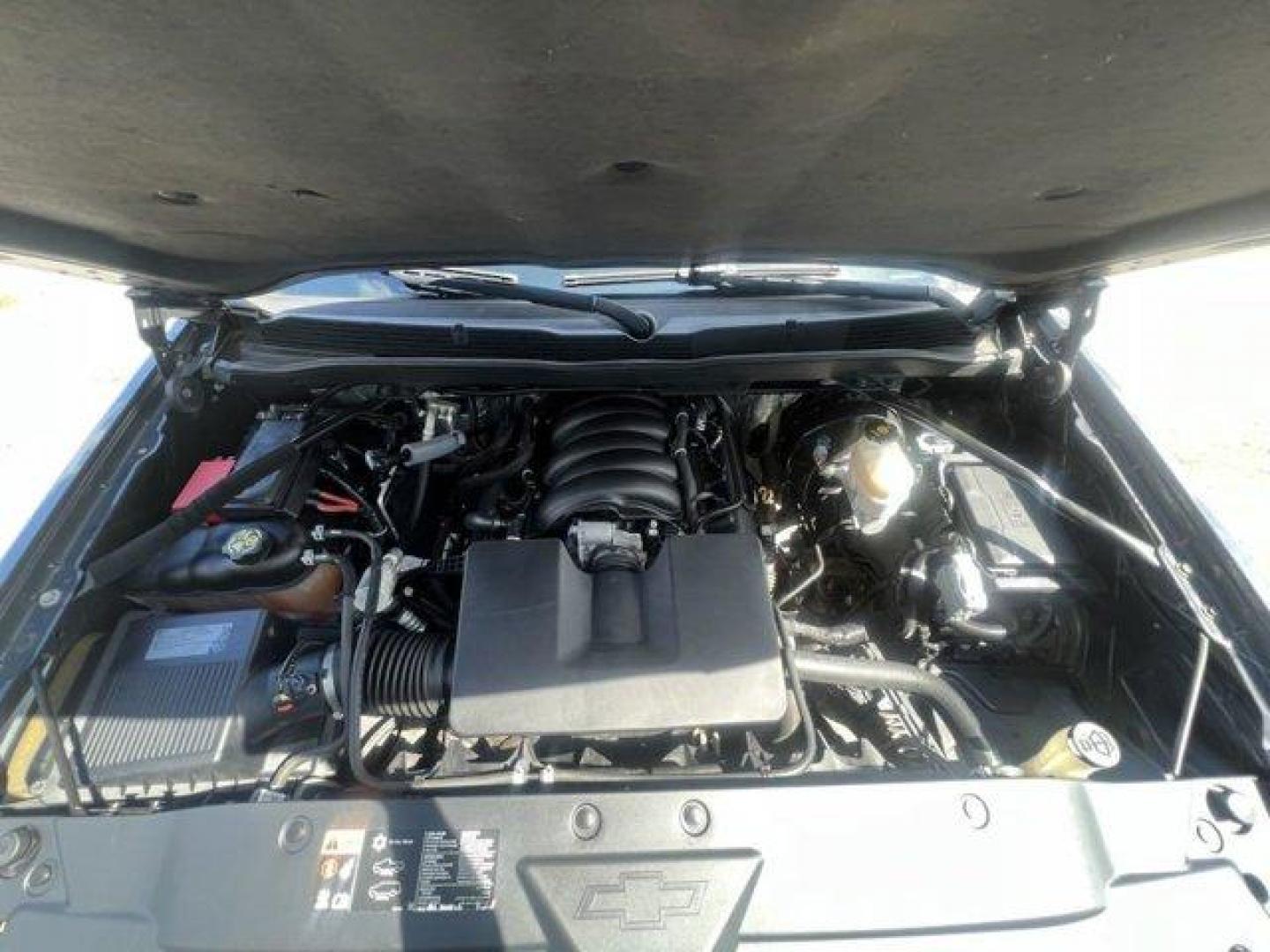 2015 Tungsten Metallic /Jet Black Chevrolet Silverado 1500 LT (1GCRCREH0FZ) with an 6 4.3L engine, Automatic transmission, located at 27610 S Dixie Hwy, Homestead, FL, 33032, (305) 749-2348, 25.510241, -80.438301 - Scores 24 Highway MPG and 18 City MPG! This Chevrolet Silverado 1500 boasts a Gas/Ethanol V6 4.3L/262 engine powering this Automatic transmission. WINDOW, POWER, REAR SLIDING WITH REAR DEFOGGER, WHEELS, 17 X 8 (43.2 CM X 20.3 CM) BRIGHT MACHINED ALUMINUM (STD), UNIVERSAL HOME REMOTE.*This Chevrolet - Photo#16