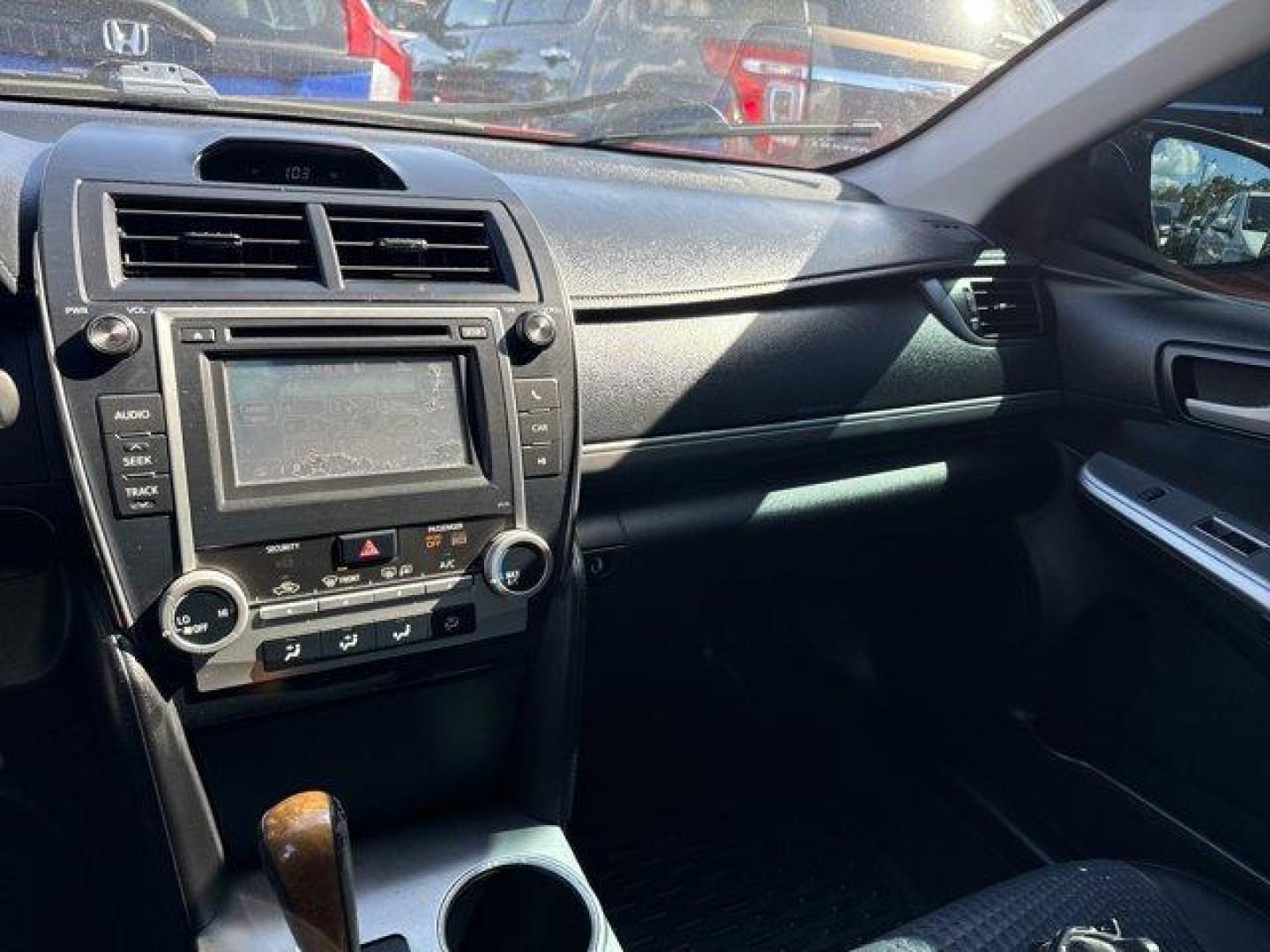 2013 Red Toyota Camry (4T1BF1FK4DU) with an 4 2.5L engine, Automatic transmission, located at 27610 S Dixie Hwy, Homestead, FL, 33032, (305) 749-2348, 25.510241, -80.438301 - KBB.com 10 Best New Sedans Under $25,000. Only 119,306 Miles! Boasts 35 Highway MPG and 25 City MPG! This Toyota Camry delivers a Gas I4 2.5L/152 engine powering this Automatic transmission. Whiplash-lessening front seats, Vehicle stability control, Variable assist pwr rack and pinion steering.* T - Photo#6