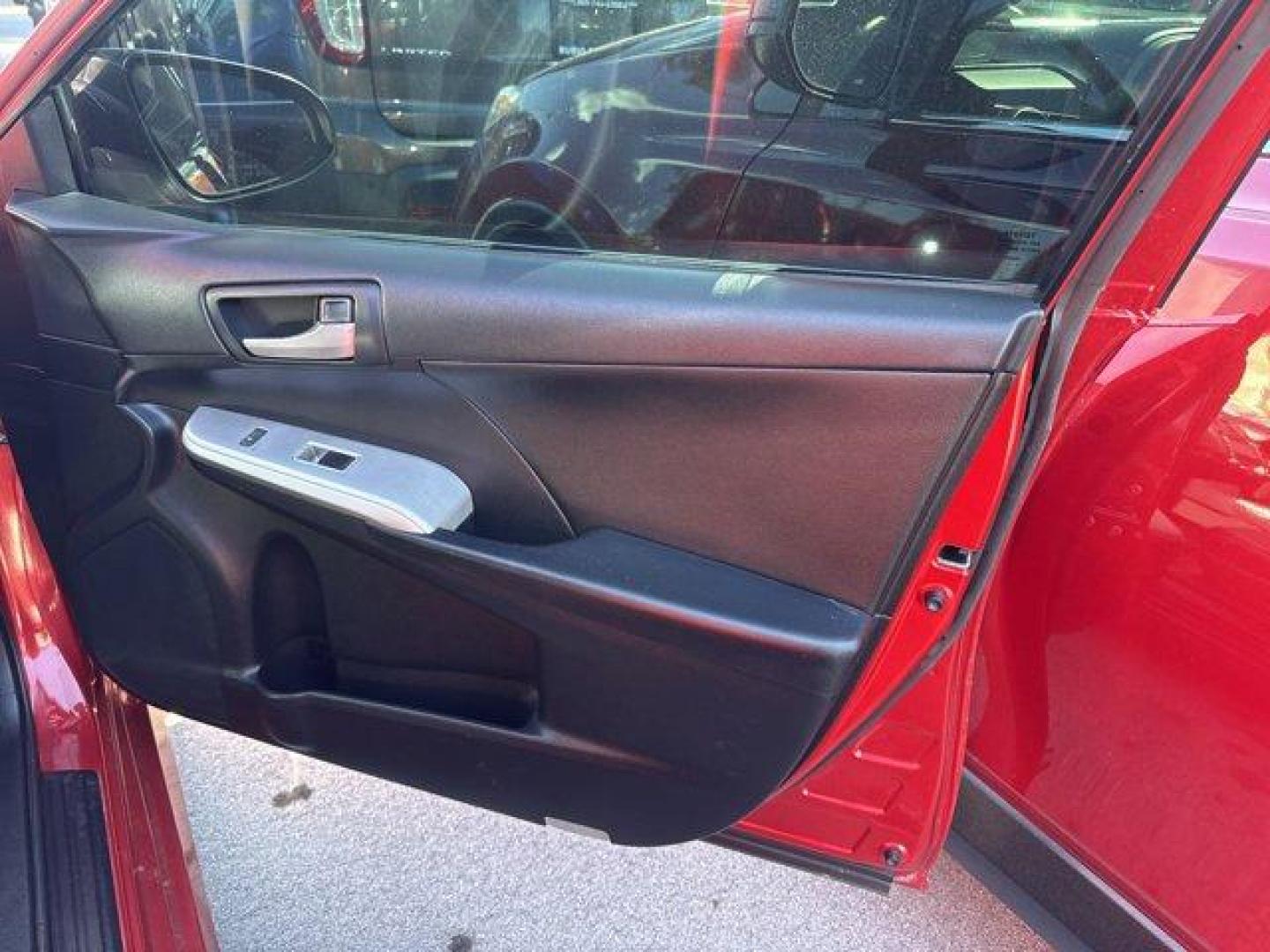 2013 Red Toyota Camry (4T1BF1FK4DU) with an 4 2.5L engine, Automatic transmission, located at 27610 S Dixie Hwy, Homestead, FL, 33032, (305) 749-2348, 25.510241, -80.438301 - KBB.com 10 Best New Sedans Under $25,000. Only 119,306 Miles! Boasts 35 Highway MPG and 25 City MPG! This Toyota Camry delivers a Gas I4 2.5L/152 engine powering this Automatic transmission. Whiplash-lessening front seats, Vehicle stability control, Variable assist pwr rack and pinion steering.* T - Photo#12