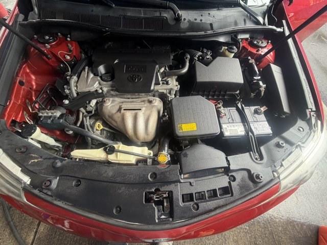 2013 Red Toyota Camry (4T1BF1FK4DU) with an 4 2.5L engine, Automatic transmission, located at 27610 S Dixie Hwy, Homestead, FL, 33032, (305) 749-2348, 25.510241, -80.438301 - KBB.com 10 Best New Sedans Under $25,000. Only 119,306 Miles! Boasts 35 Highway MPG and 25 City MPG! This Toyota Camry delivers a Gas I4 2.5L/152 engine powering this Automatic transmission. Whiplash-lessening front seats, Vehicle stability control, Variable assist pwr rack and pinion steering.* T- Photo#15