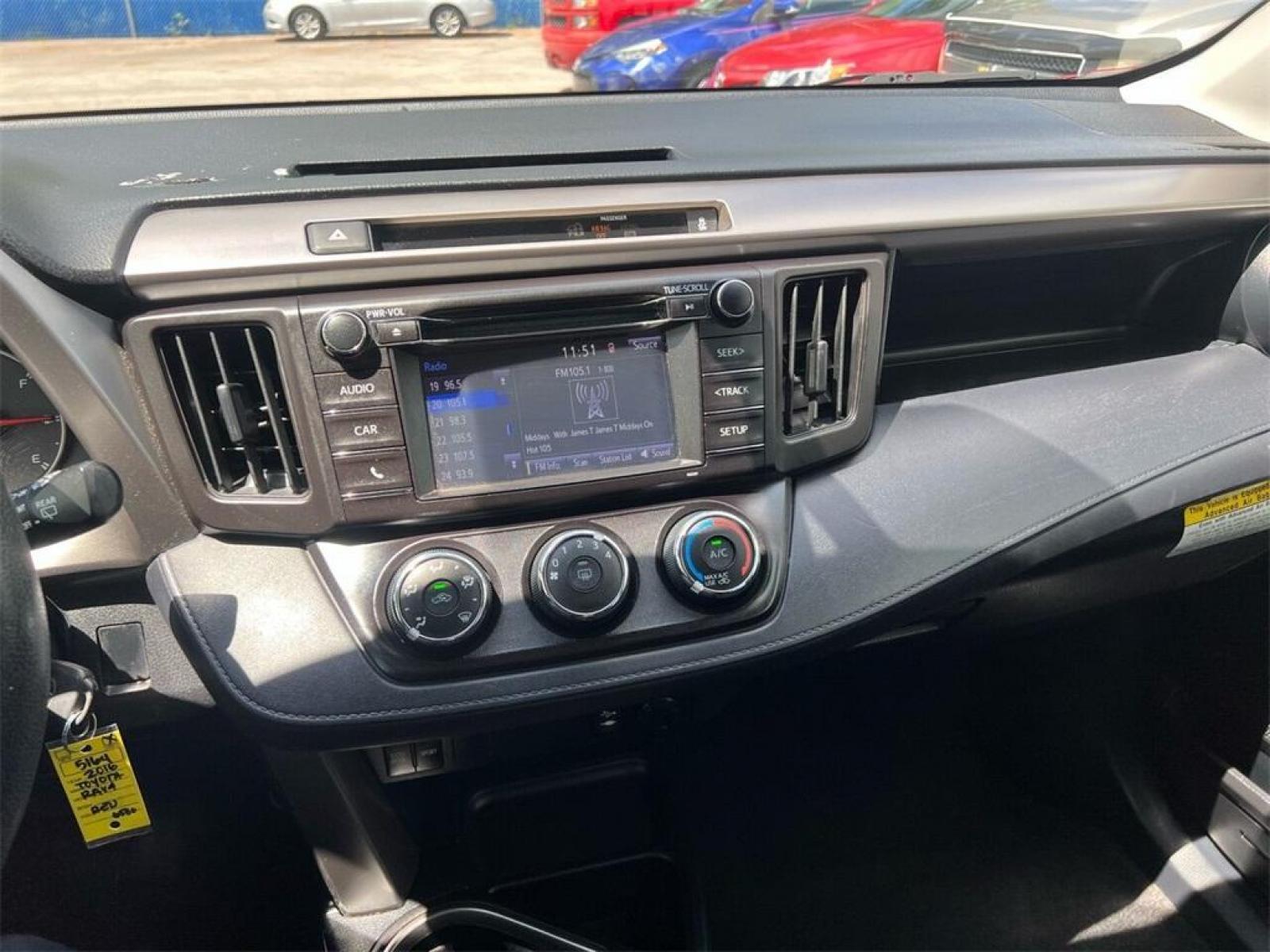 2016 Barcelona Red Metallic Toyota RAV4 LE (JTMZFREV1GJ) with an 2.5L 4-Cylinder DOHC Dual VVT-i engine, Automatic transmission, located at 27610 S Dixie Hwy, Homestead, FL, 33032, (305) 749-2348, 25.510241, -80.438301 - Photo #5
