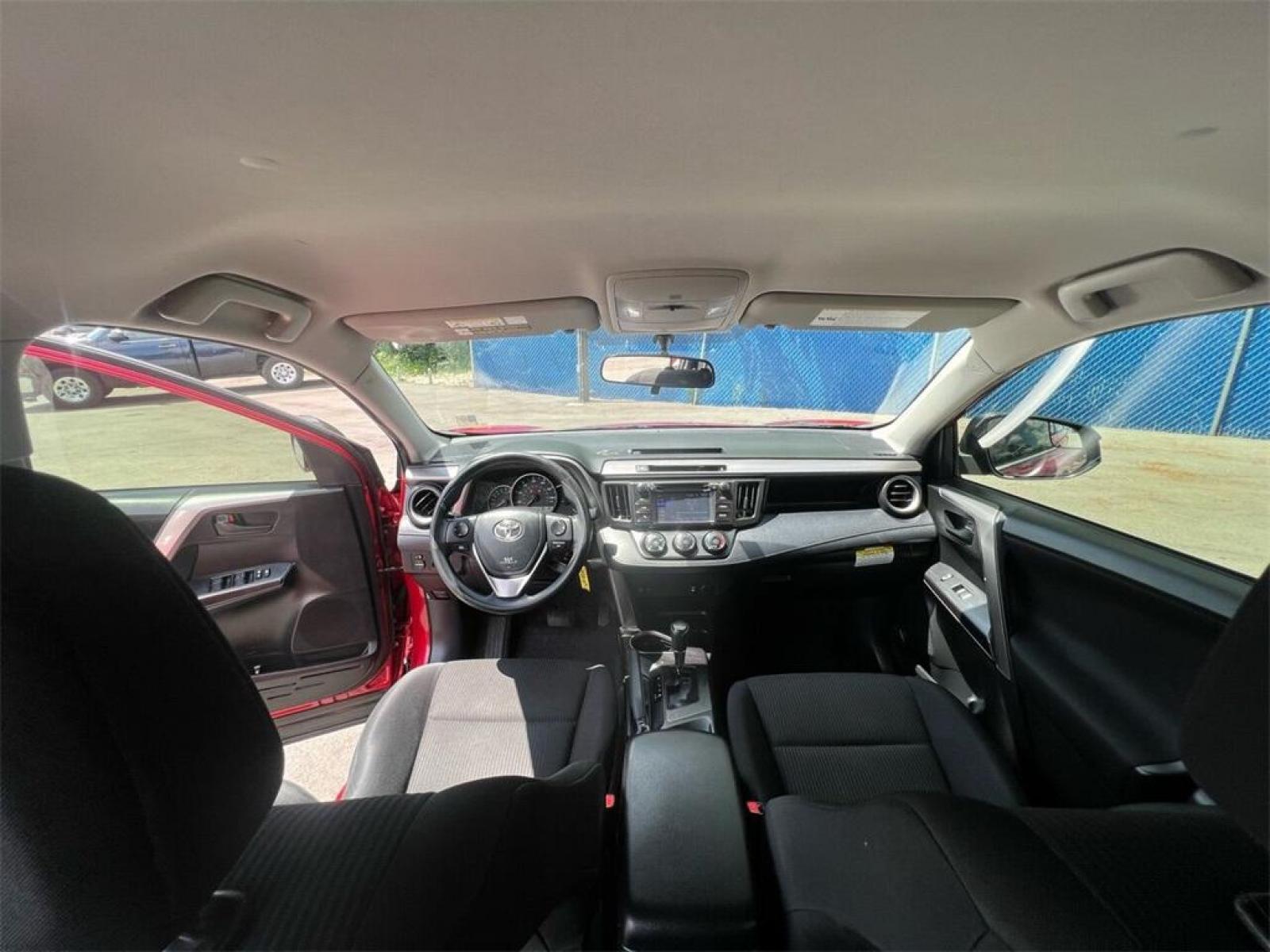 2016 Barcelona Red Metallic Toyota RAV4 LE (JTMZFREV1GJ) with an 2.5L 4-Cylinder DOHC Dual VVT-i engine, Automatic transmission, located at 27610 S Dixie Hwy, Homestead, FL, 33032, (305) 749-2348, 25.510241, -80.438301 - Photo #6