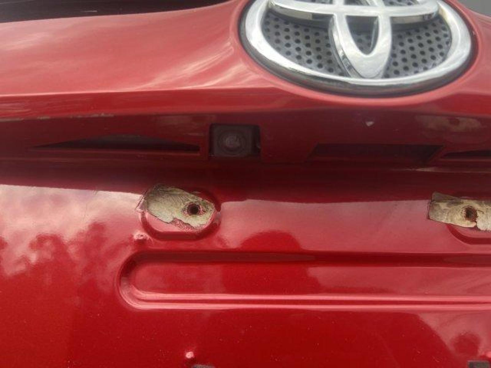 2016 Barcelona Red Metallic Toyota RAV4 LE (JTMZFREV1GJ) with an 2.5L 4-Cylinder DOHC Dual VVT-i engine, Automatic transmission, located at 27610 S Dixie Hwy, Homestead, FL, 33032, (305) 749-2348, 25.510241, -80.438301 - Photo #11