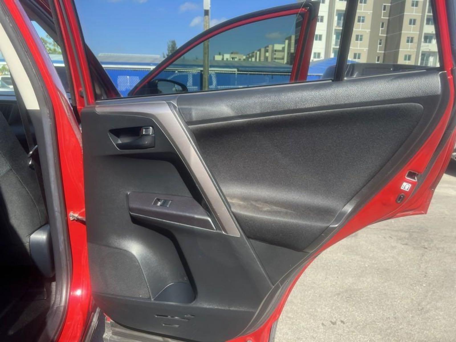 2016 Barcelona Red Metallic Toyota RAV4 LE (JTMZFREV1GJ) with an 2.5L 4-Cylinder DOHC Dual VVT-i engine, Automatic transmission, located at 27610 S Dixie Hwy, Homestead, FL, 33032, (305) 749-2348, 25.510241, -80.438301 - Photo #15