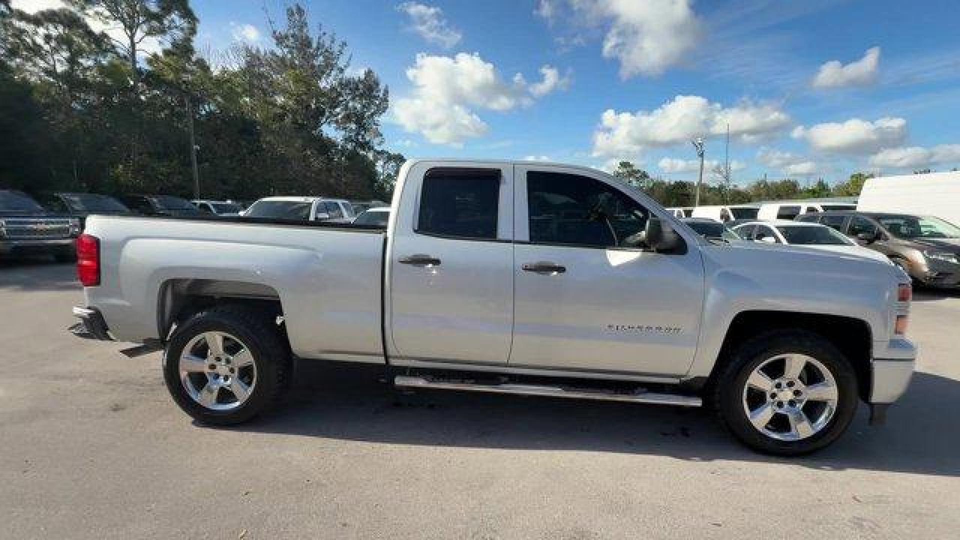 2014 Silver Chevrolet Silverado 1500 Work Truck (1GCRCPEH7EZ) with an 6 4.3L engine, Automatic transmission, located at 27610 S Dixie Hwy, Homestead, FL, 33032, (305) 749-2348, 25.510241, -80.438301 - NACTOY 2014 North American Truck of the Year. Boasts 24 Highway MPG and 18 City MPG! This Chevrolet Silverado 1500 delivers a Gas/Ethanol V6 4.3L/262 engine powering this Automatic transmission. TRANSMISSION, 6-SPEED AUTOMATIC, ELECTRONICALLY CONTROLLED with overdrive and tow/haul mode. Includes Cru - Photo#5